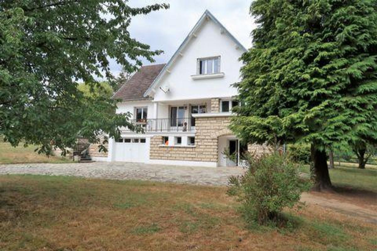 Picture of Home For Sale in Vigny, Centre, France