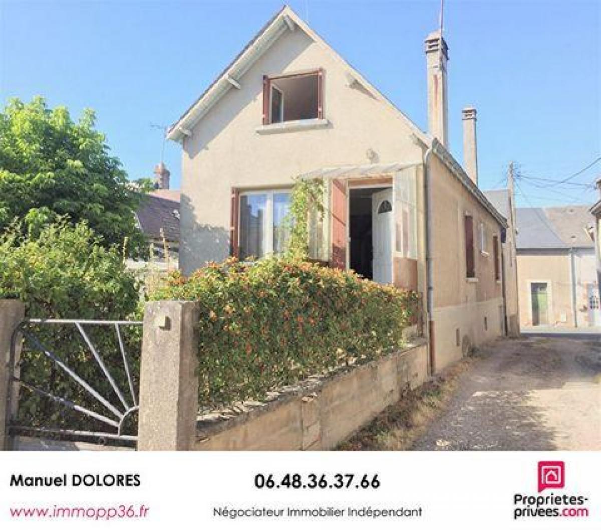 Picture of Home For Sale in Issoudun, Centre, France