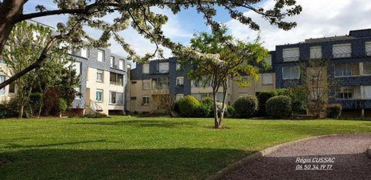 Picture of Apartment For Sale in Courseulles Sur Mer, Calvados, France