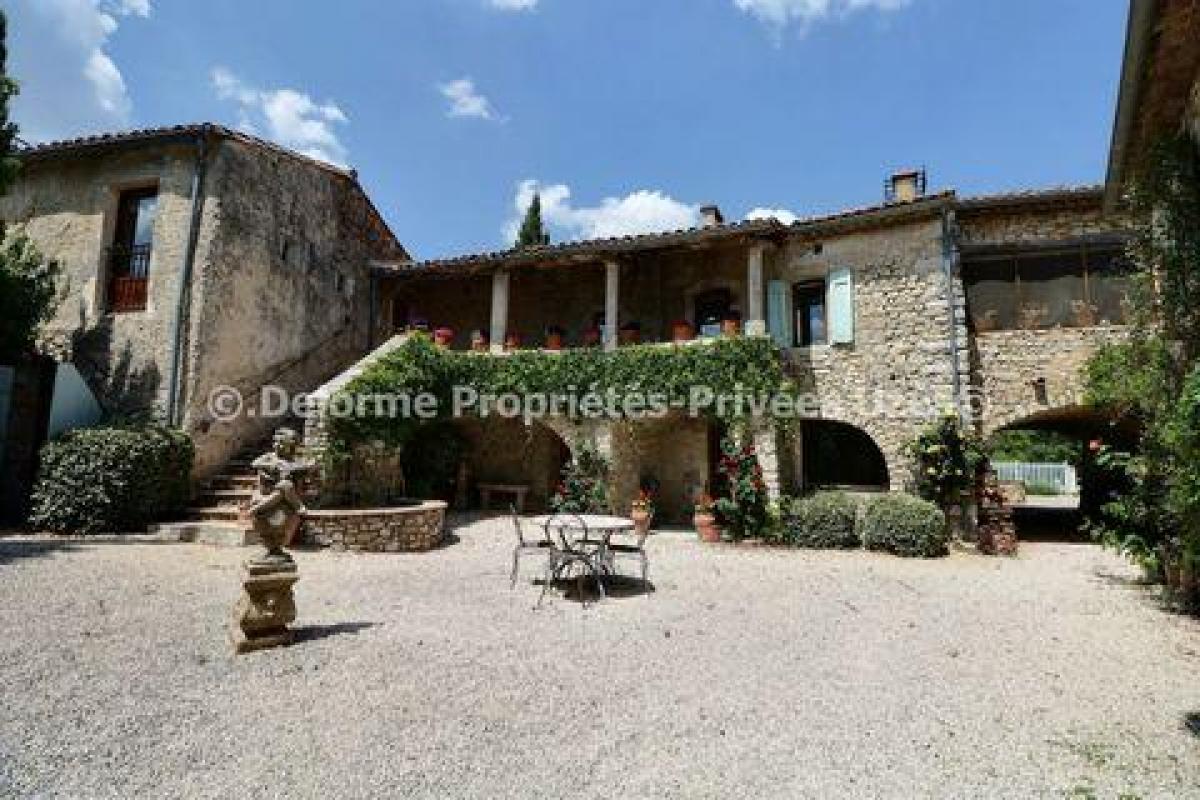 Picture of Home For Sale in Uzes, Languedoc Roussillon, France