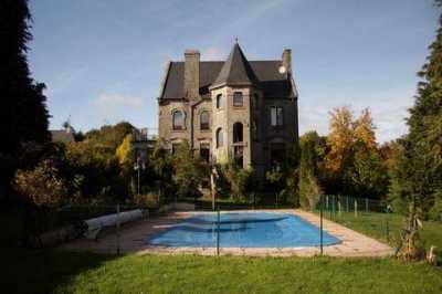 Home For Sale in Guemene Sur Scorff, France