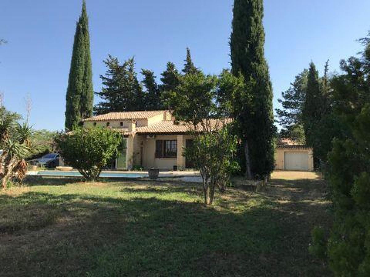 Picture of Home For Sale in Uzes, Languedoc Roussillon, France