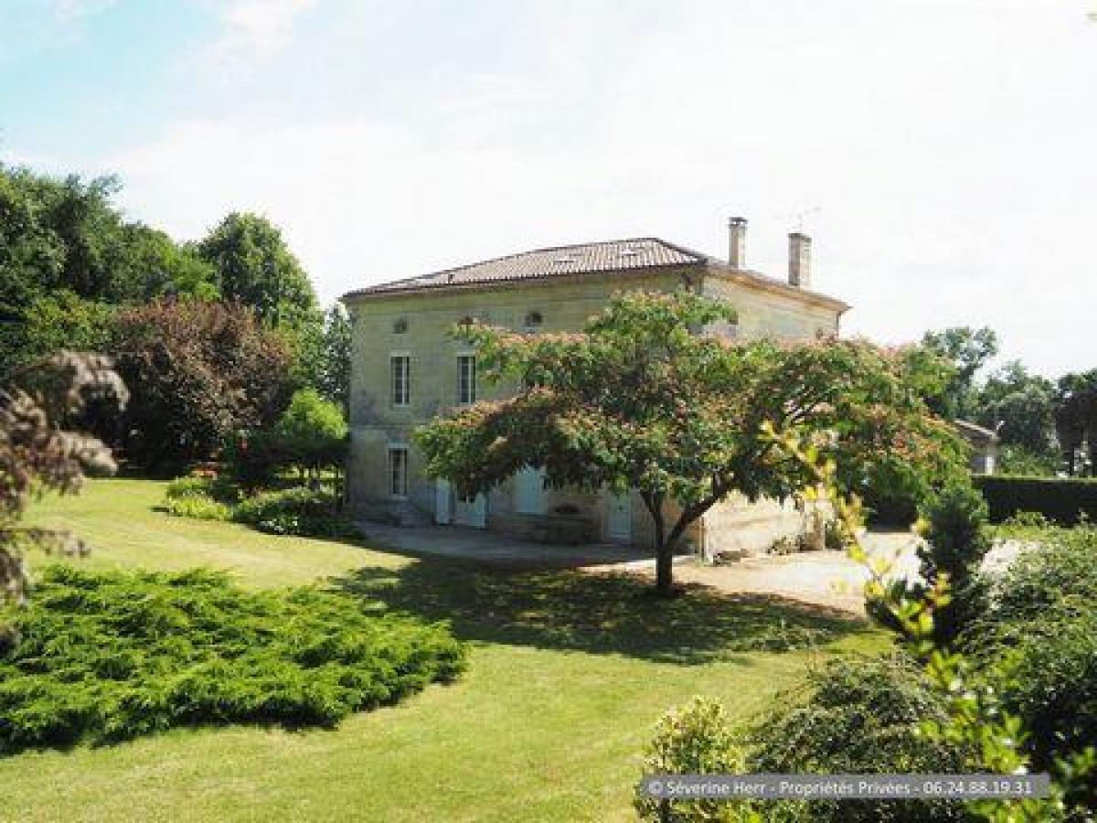 Picture of Home For Sale in Bourg, Bourgogne, France