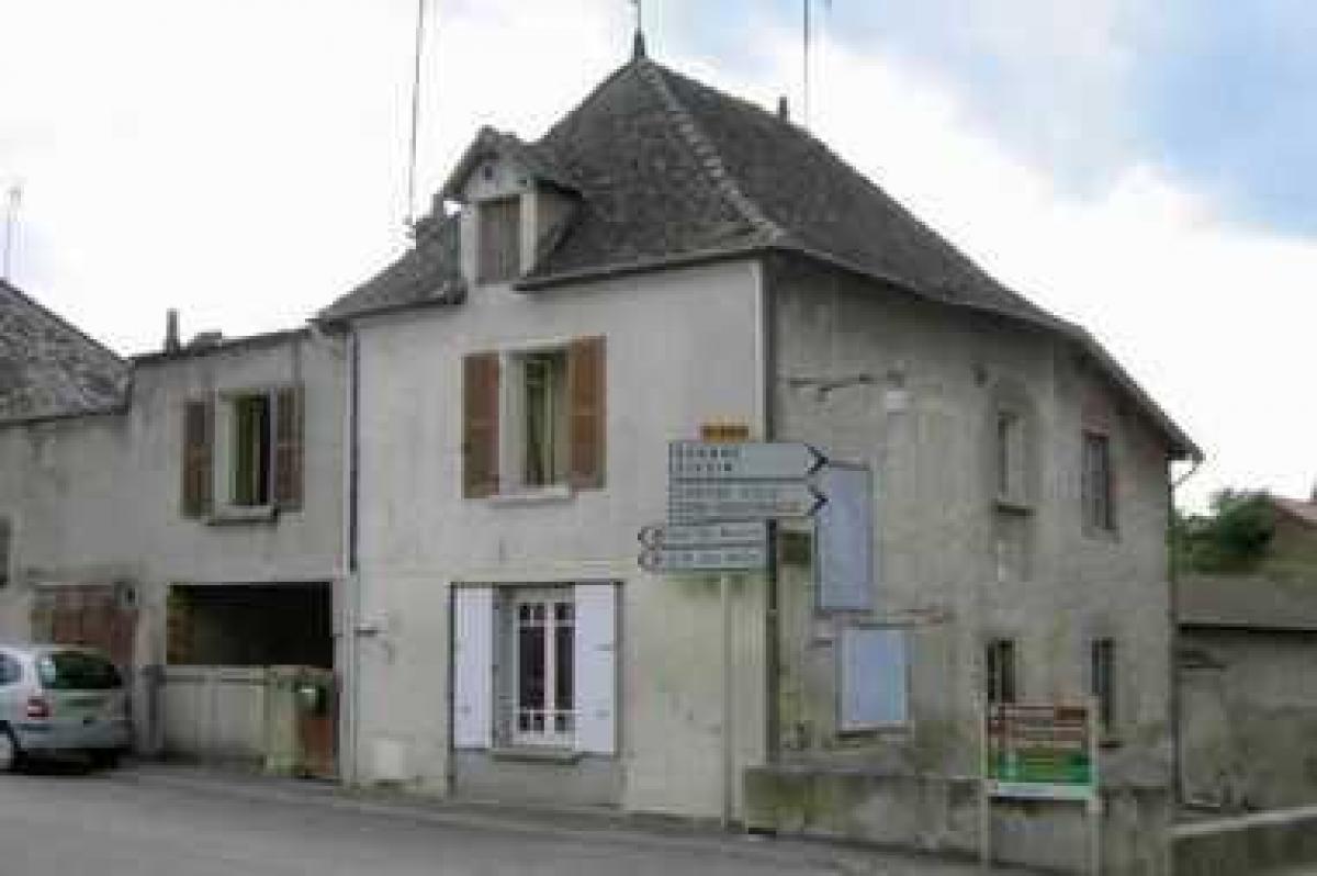 Picture of Home For Sale in Marcigny, Bourgogne, France