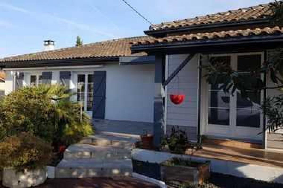 Picture of Home For Sale in Talence, Aquitaine, France