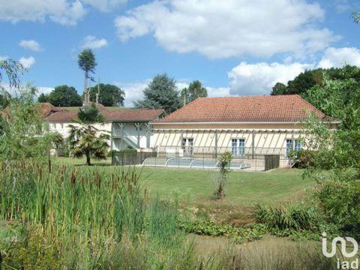 Picture of Home For Sale in Navarrenx, Aquitaine, France