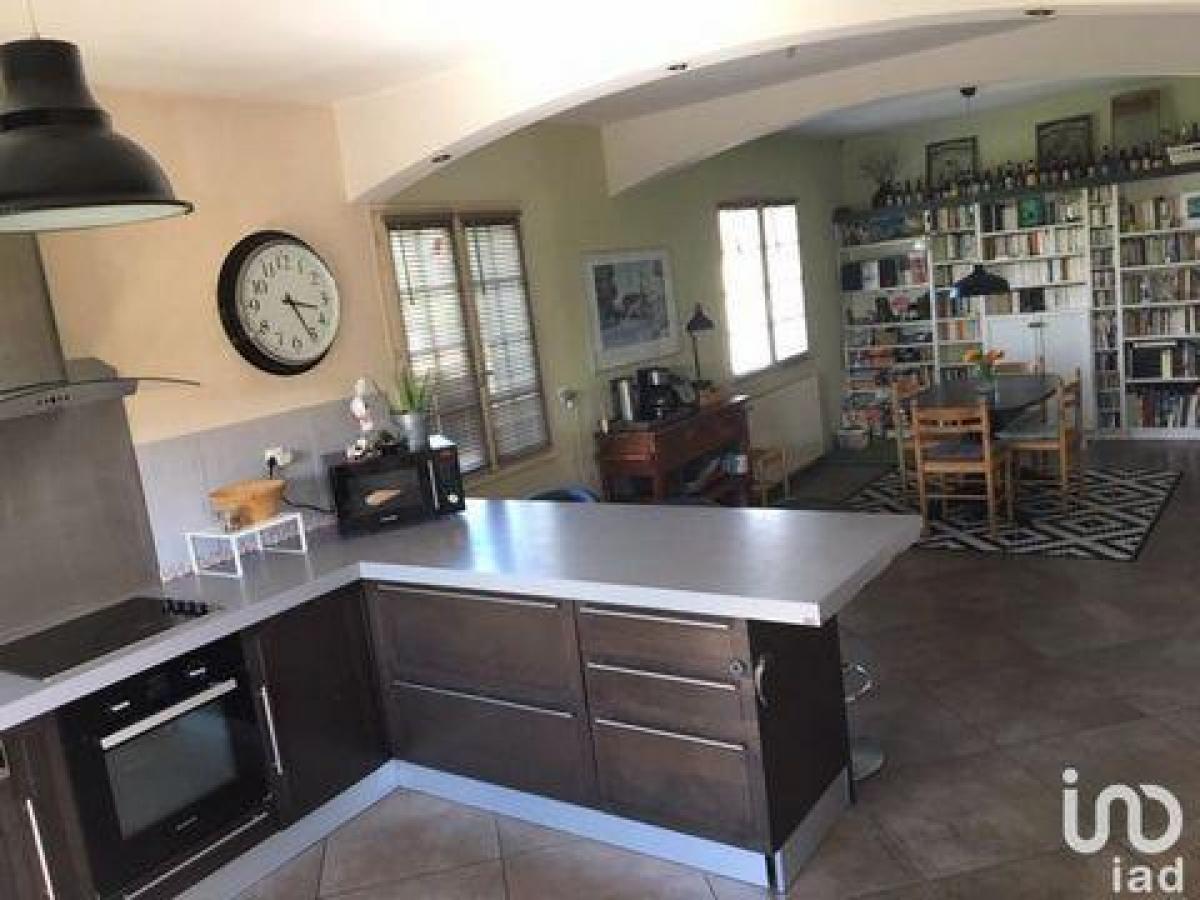 Picture of Home For Sale in Floirac, Aquitaine, France