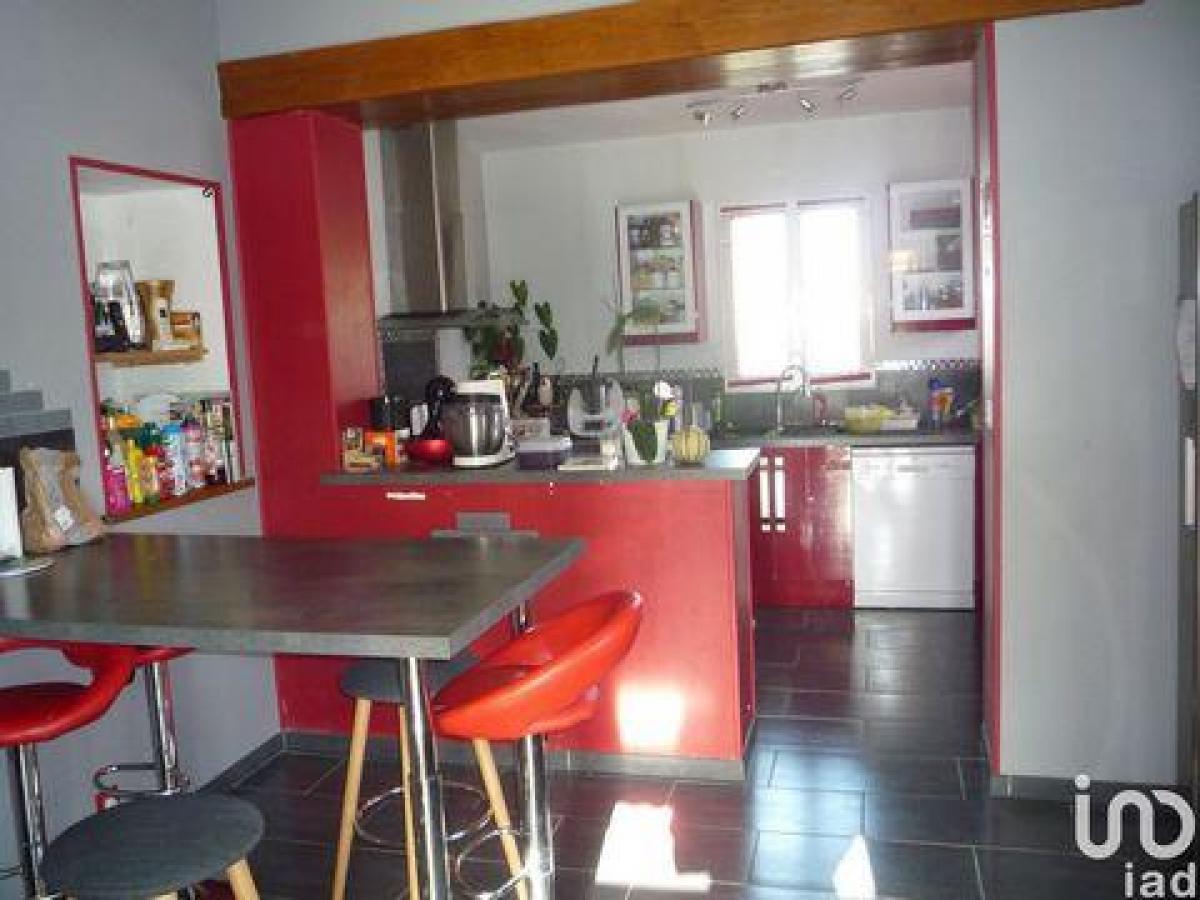 Picture of Home For Sale in Langeais, Centre, France