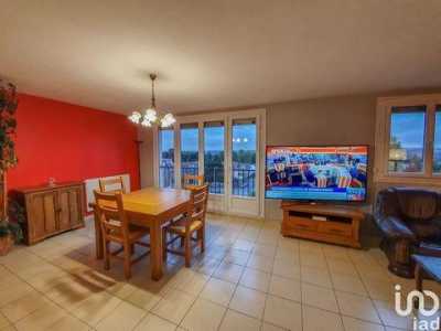 Condo For Sale in Beauvais, France