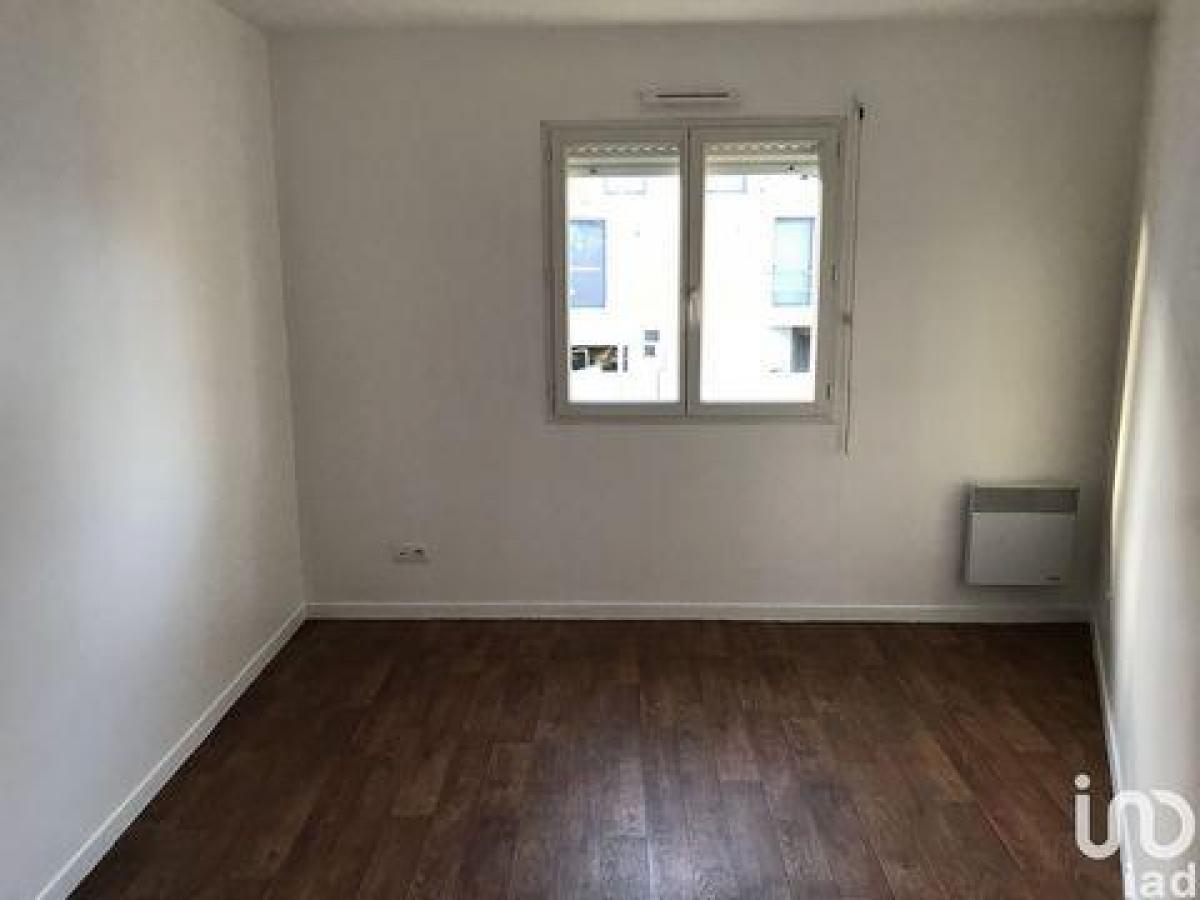 Picture of Home For Sale in Le Bouscat, Aquitaine, France