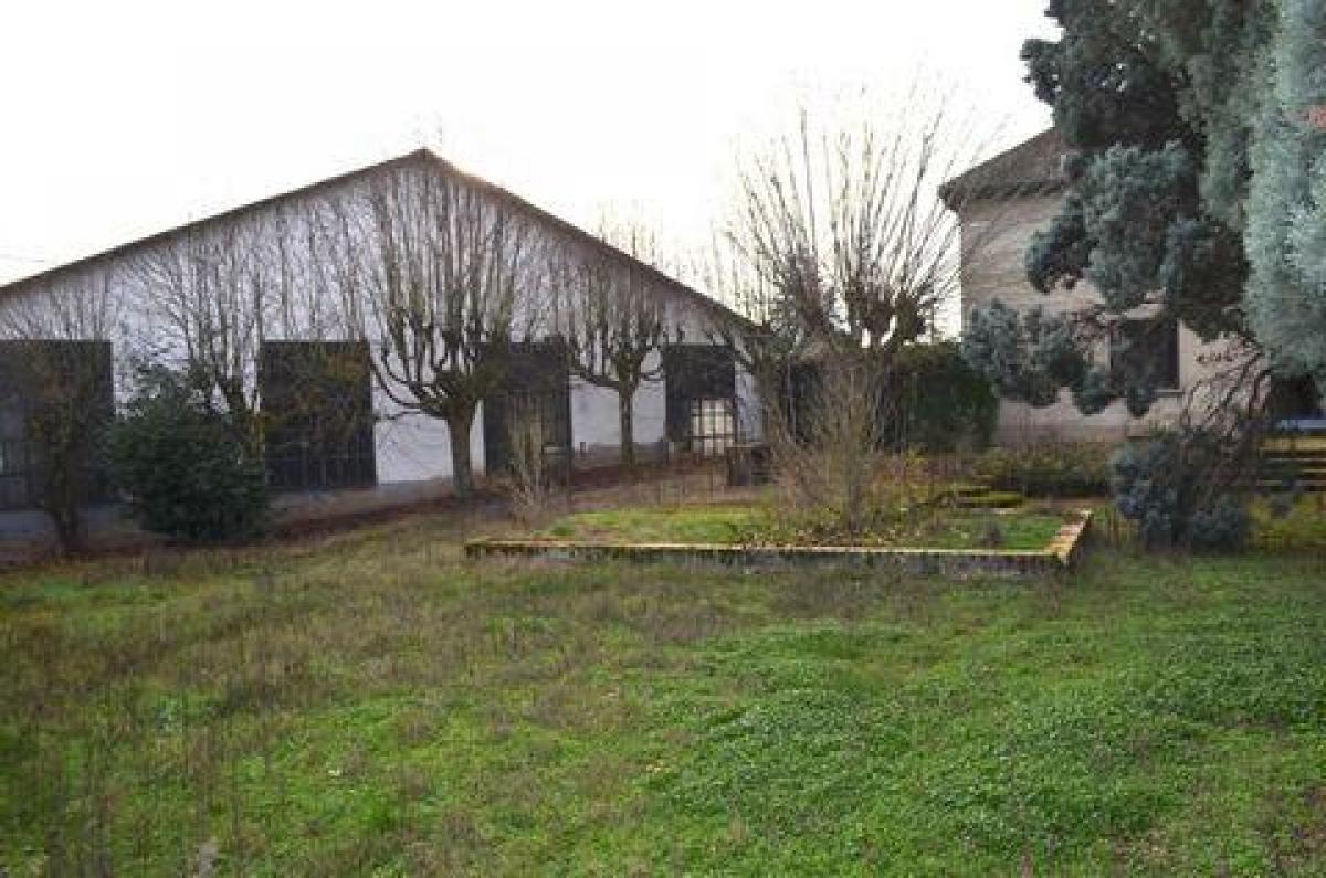 Picture of Home For Sale in Digoin, Bourgogne, France