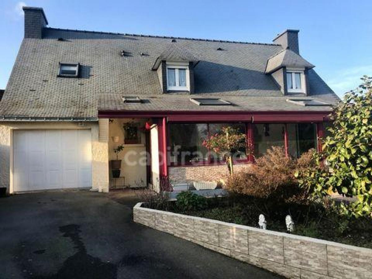 Picture of Home For Sale in Vannes, Bretagne, France