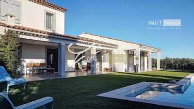 Home For Sale in Frejus, France