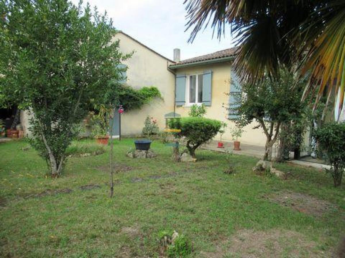 Picture of Home For Sale in Langon, Centre, France