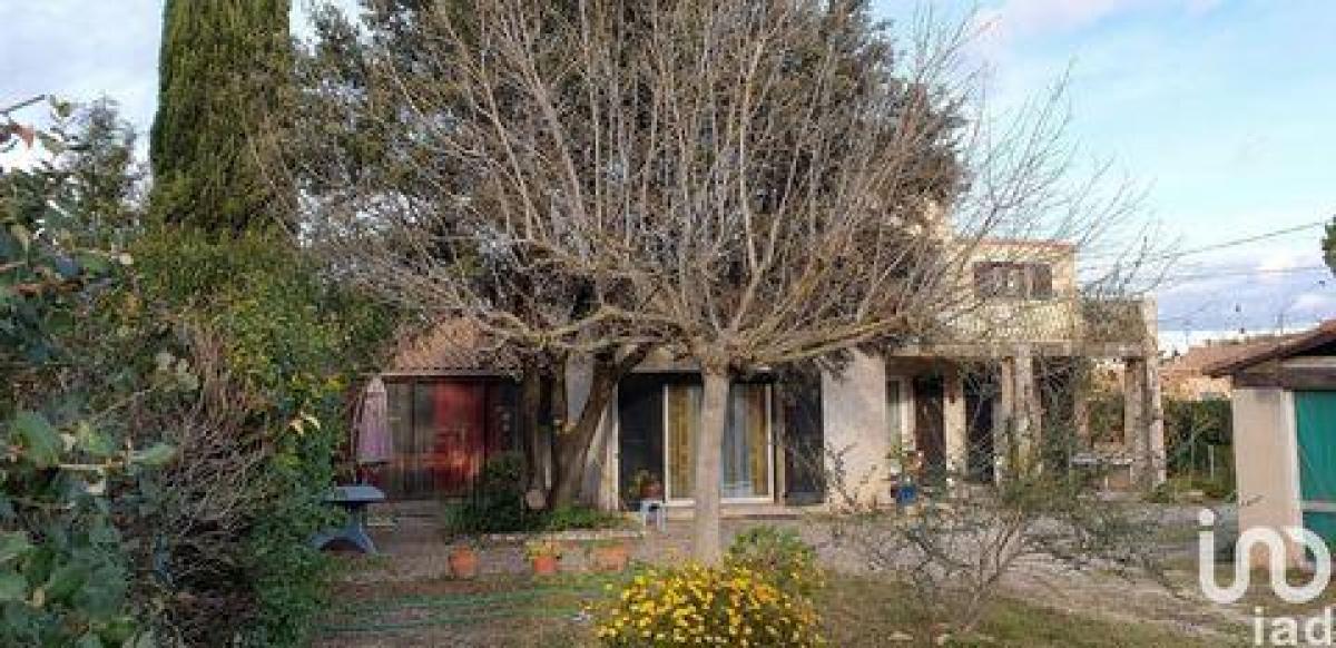 Picture of Home For Sale in Sorgues, Provence-Alpes-Cote d'Azur, France