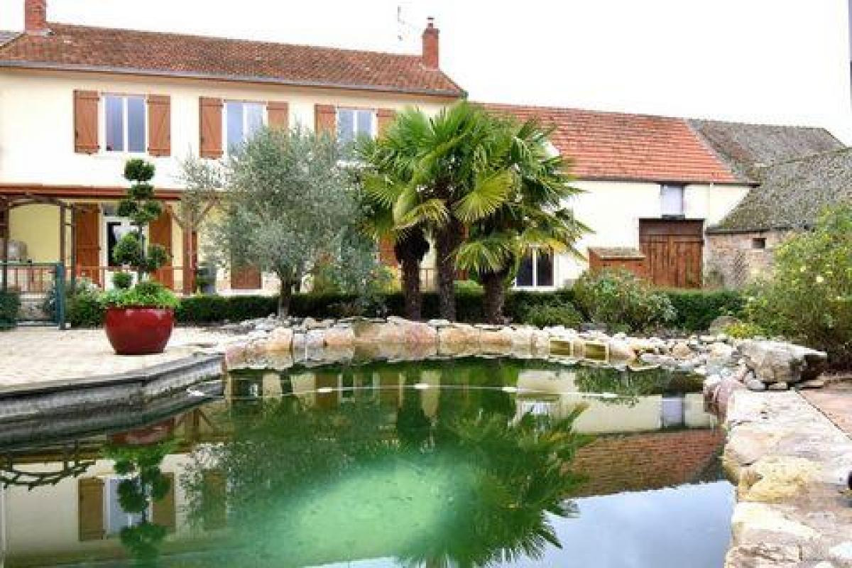 Picture of Home For Sale in Beaune, Bourgogne, France