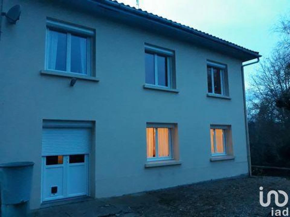 Picture of Home For Sale in Pellegrue, Centre, France