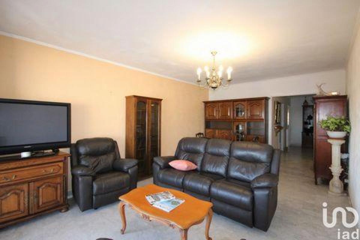 Picture of Condo For Sale in Vence, Cote d'Azur, France