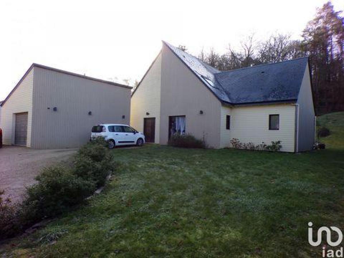 Picture of Home For Sale in Avoine, Centre, France