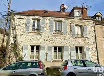 Home For Sale in Dourdan, France