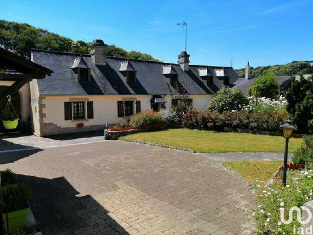 Picture of Home For Sale in Lannion, Bretagne, France