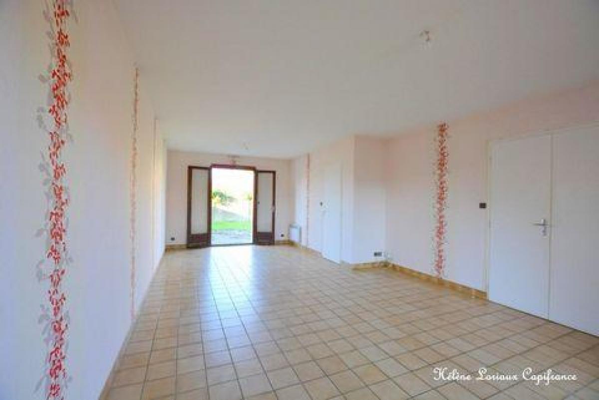 Picture of Home For Sale in Pessac, Aquitaine, France