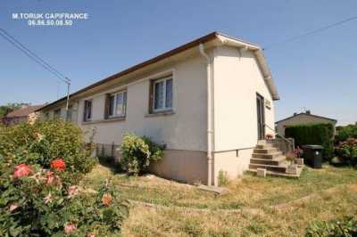 Home For Sale in Amilly, France