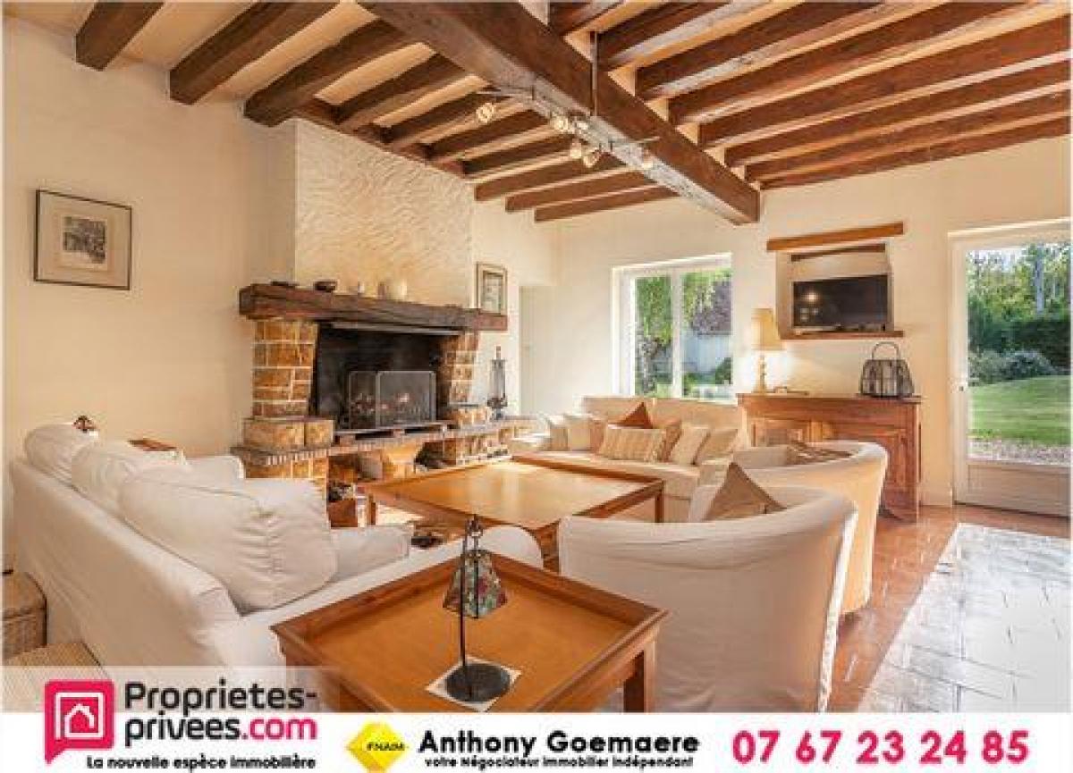 Picture of Home For Sale in Langon, Centre, France