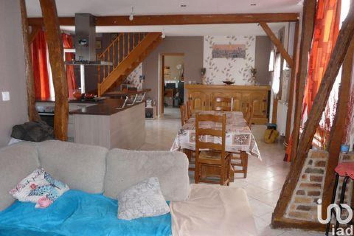 Picture of Home For Sale in Montdidier, Lorraine, France