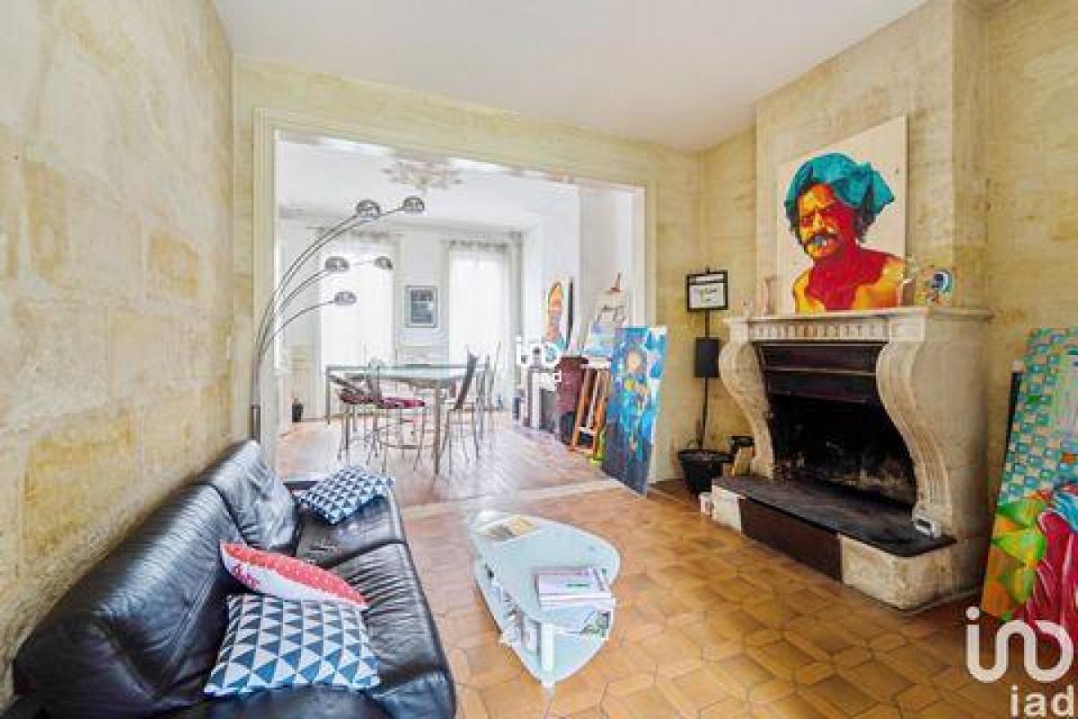 Picture of Home For Sale in Bordeaux, Aquitaine, France