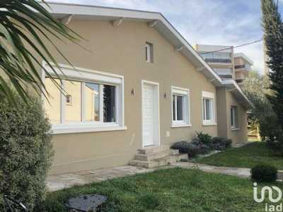 Home For Sale in Bordeaux, France