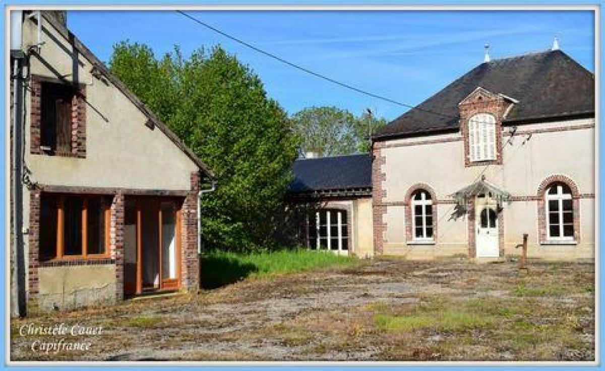 Picture of Home For Sale in Charny, Bourgogne, France