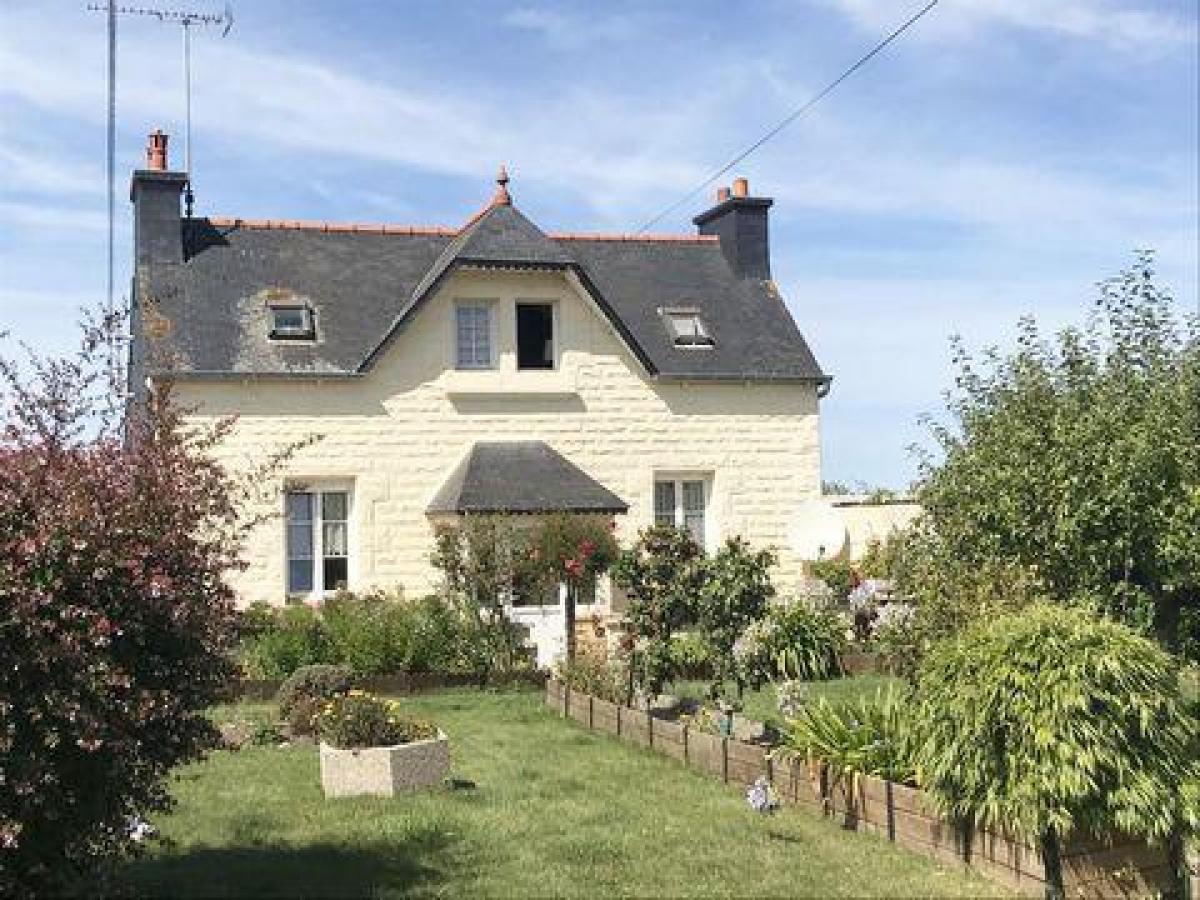 Picture of Home For Sale in Pleubian, Bretagne, France