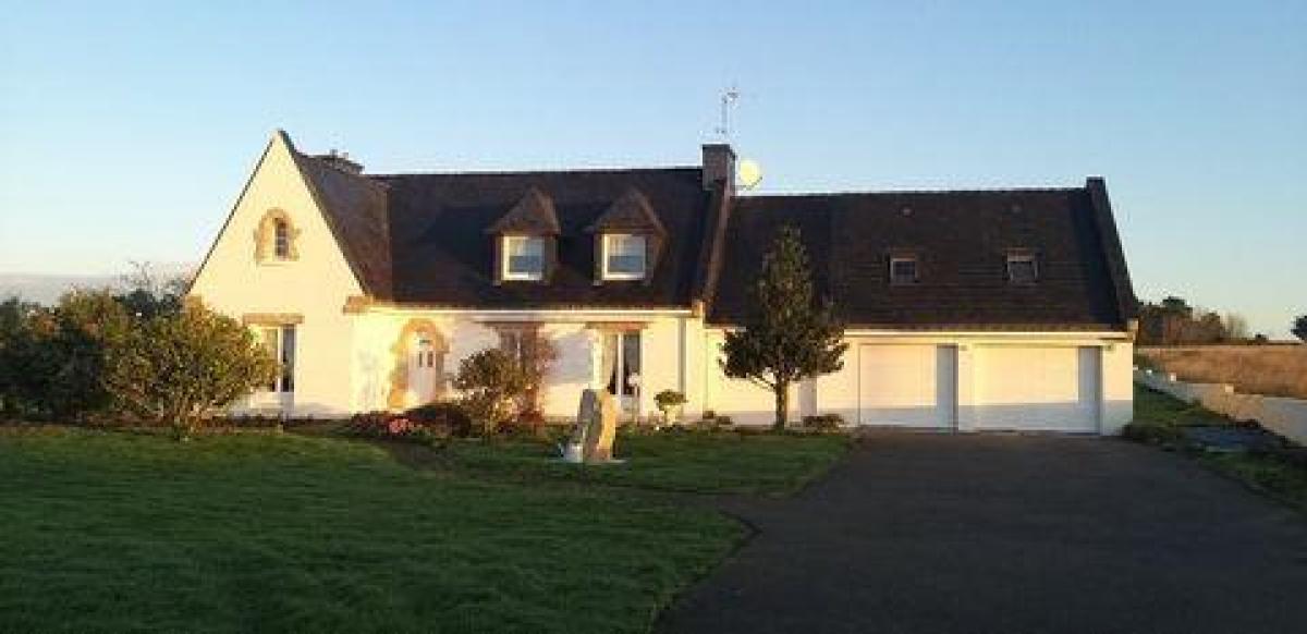 Picture of Home For Sale in Plouhinec, Bretagne, France