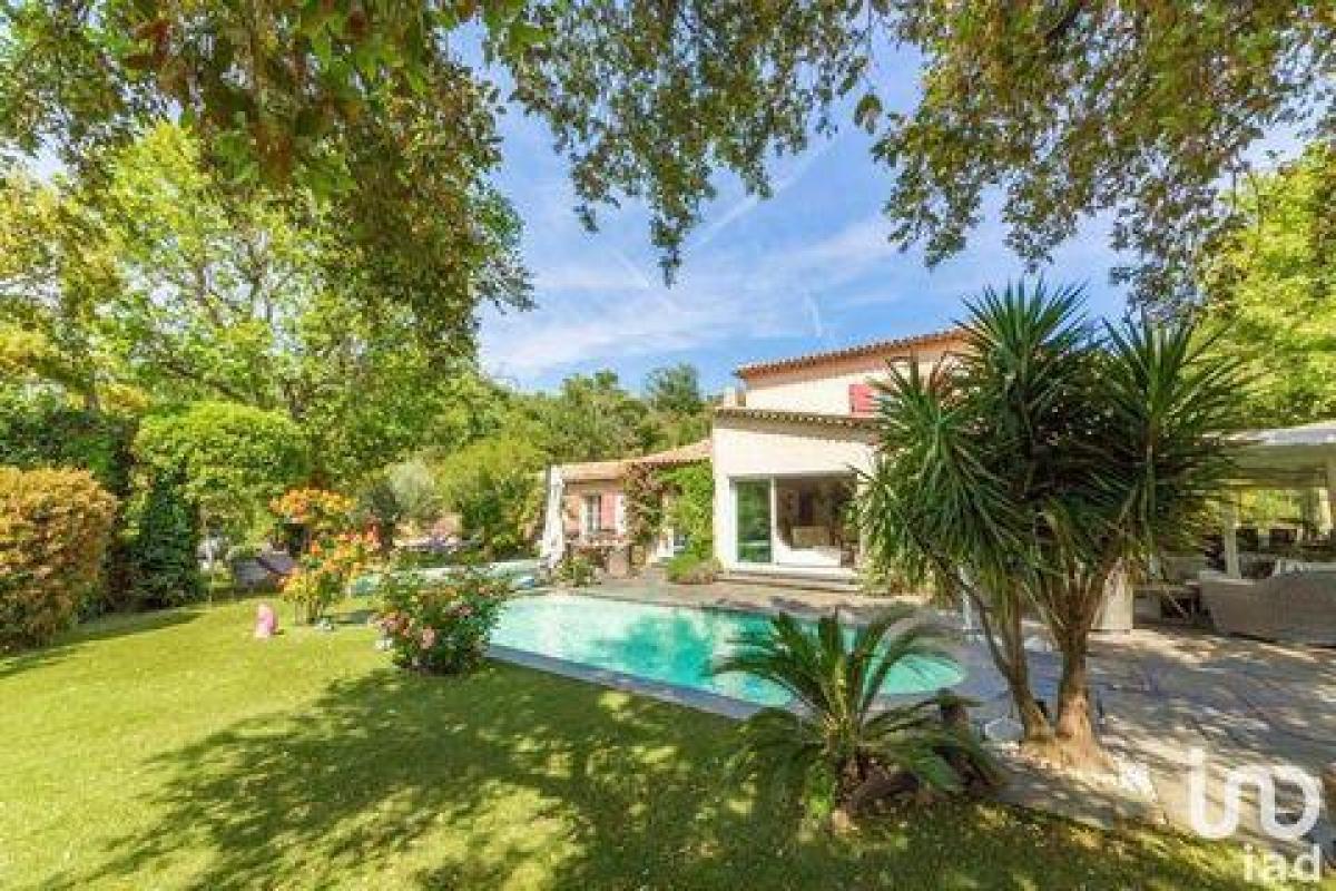 Picture of Home For Sale in Grimaud, Cote d'Azur, France