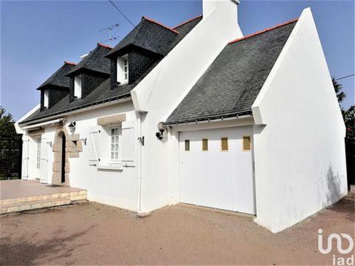 Picture of Home For Sale in Sarzeau, Bretagne, France