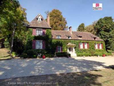Home For Sale in Houdan, France