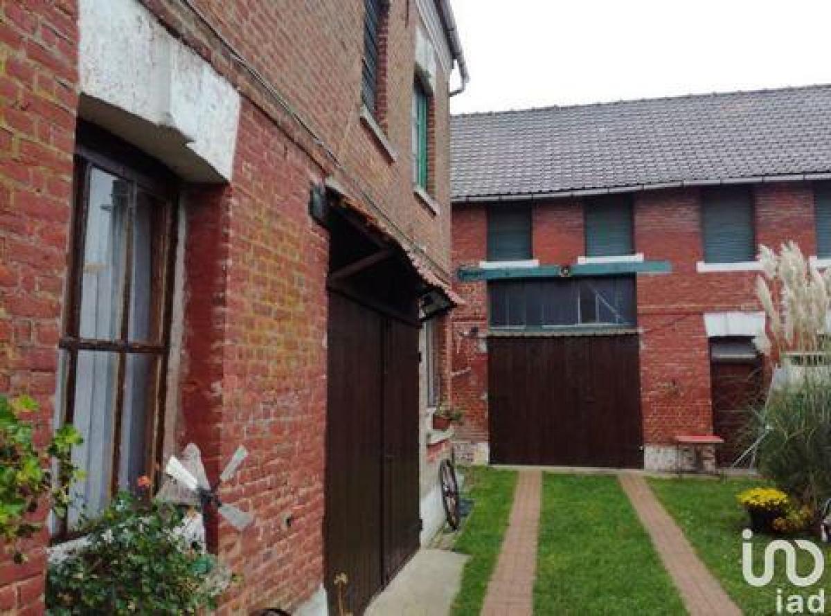Picture of Home For Sale in Amiens, Picardie, France