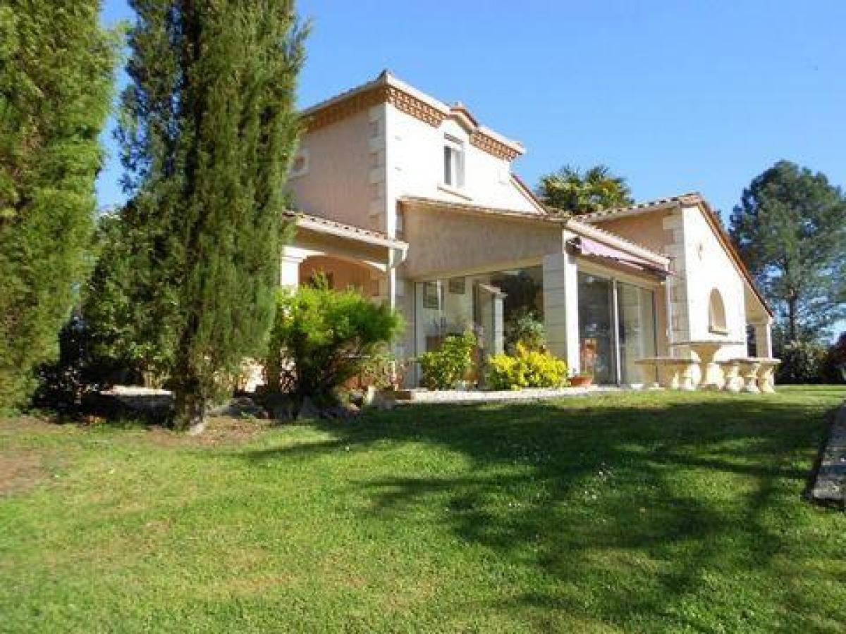 Picture of Home For Sale in Bergerac, Aquitaine, France