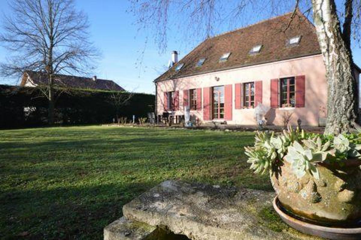 Picture of Home For Sale in Dijon, Bourgogne, France