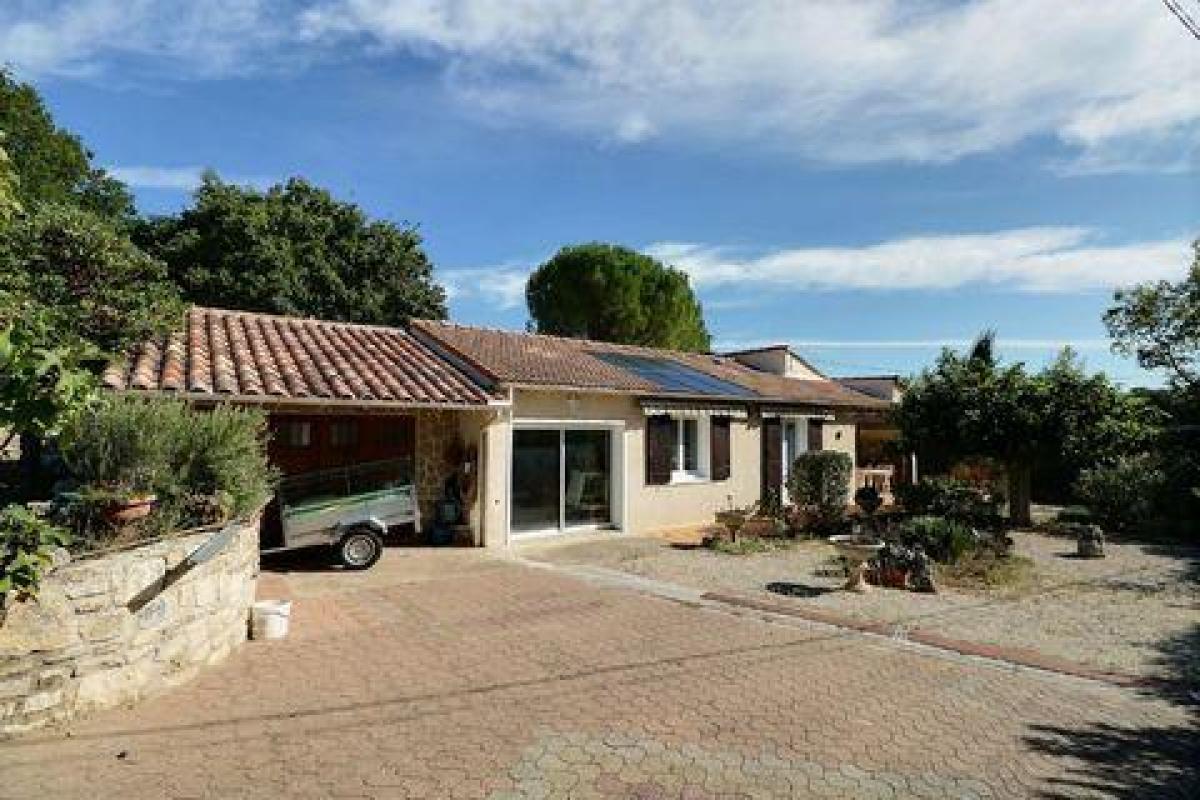 Picture of Home For Sale in Uzes, Languedoc Roussillon, France