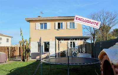 Home For Sale in Eysines, France