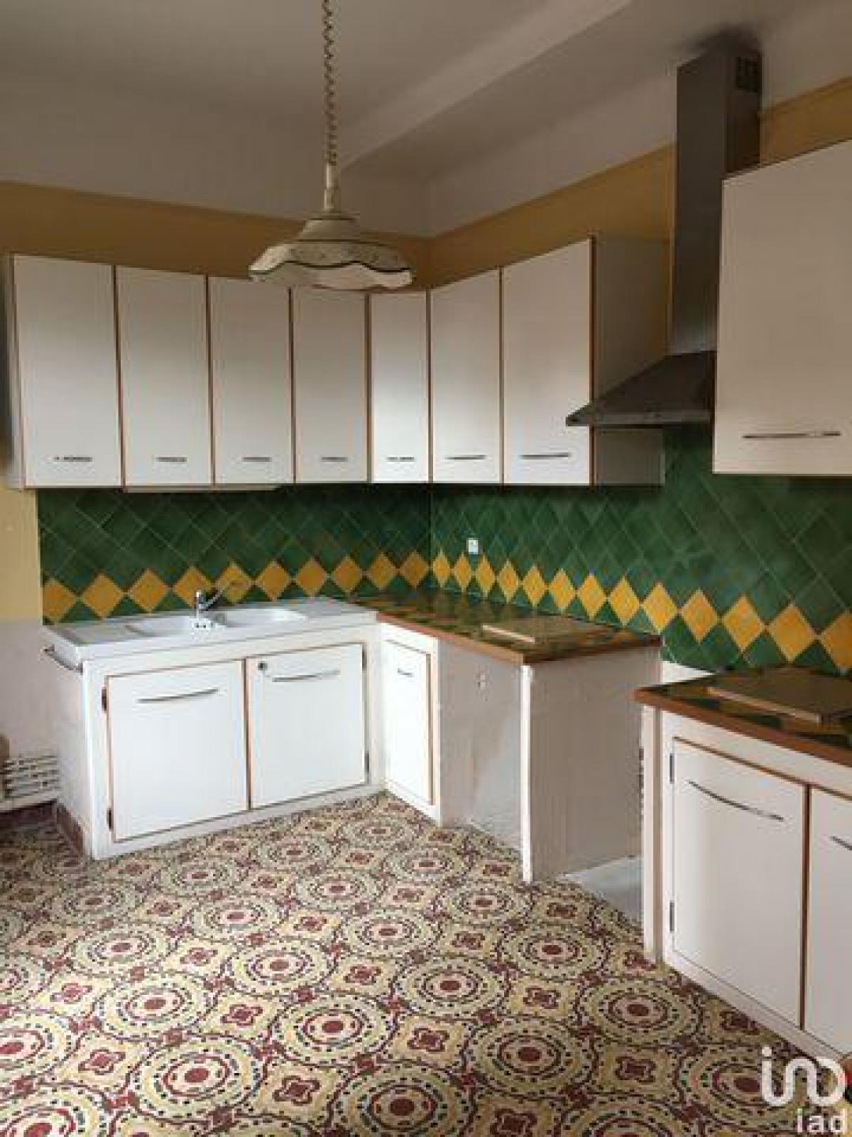 Picture of Home For Sale in Avignon, Provence-Alpes-Cote d'Azur, France