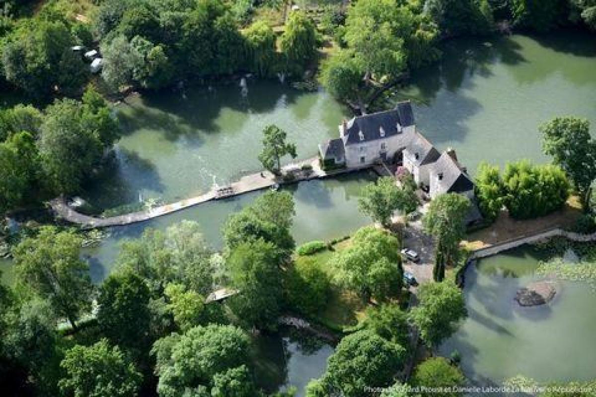 Picture of Home For Sale in Tours, Touraine, France