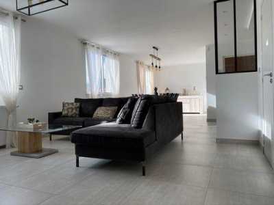 Condo For Sale in Ales, France