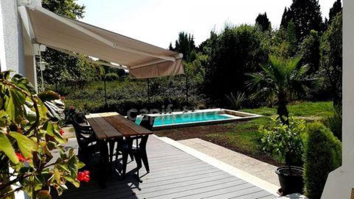 Picture of Home For Sale in Avignon, Provence-Alpes-Cote d'Azur, France