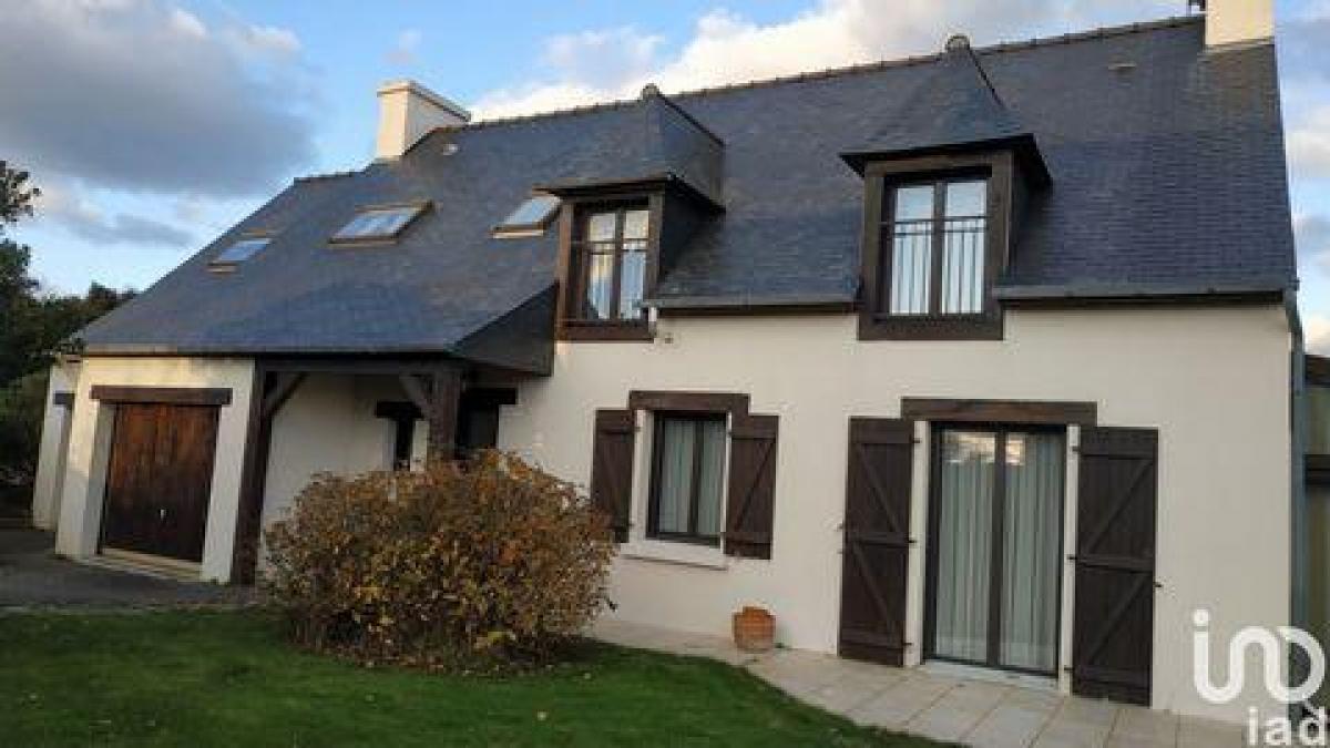 Picture of Home For Sale in Lannion, Bretagne, France