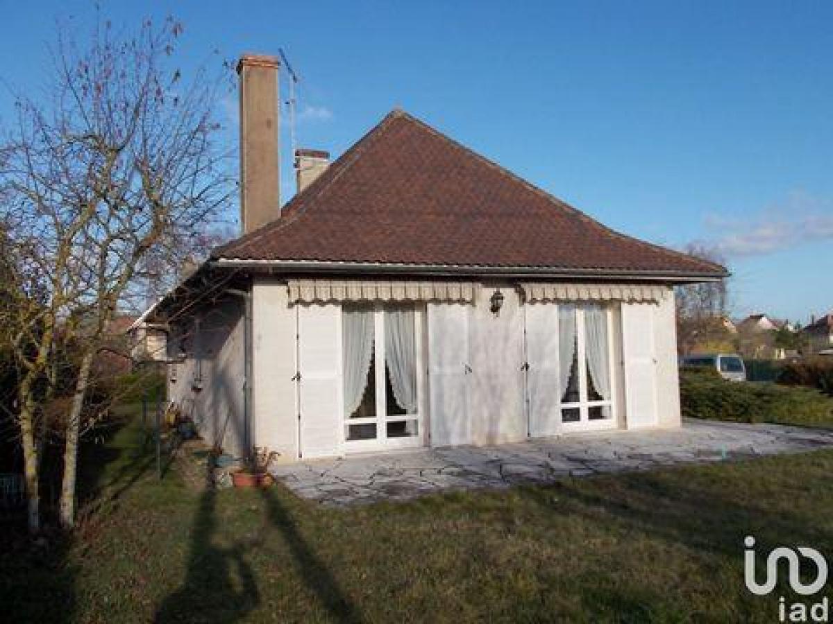 Picture of Home For Sale in Puiseaux, Centre, France