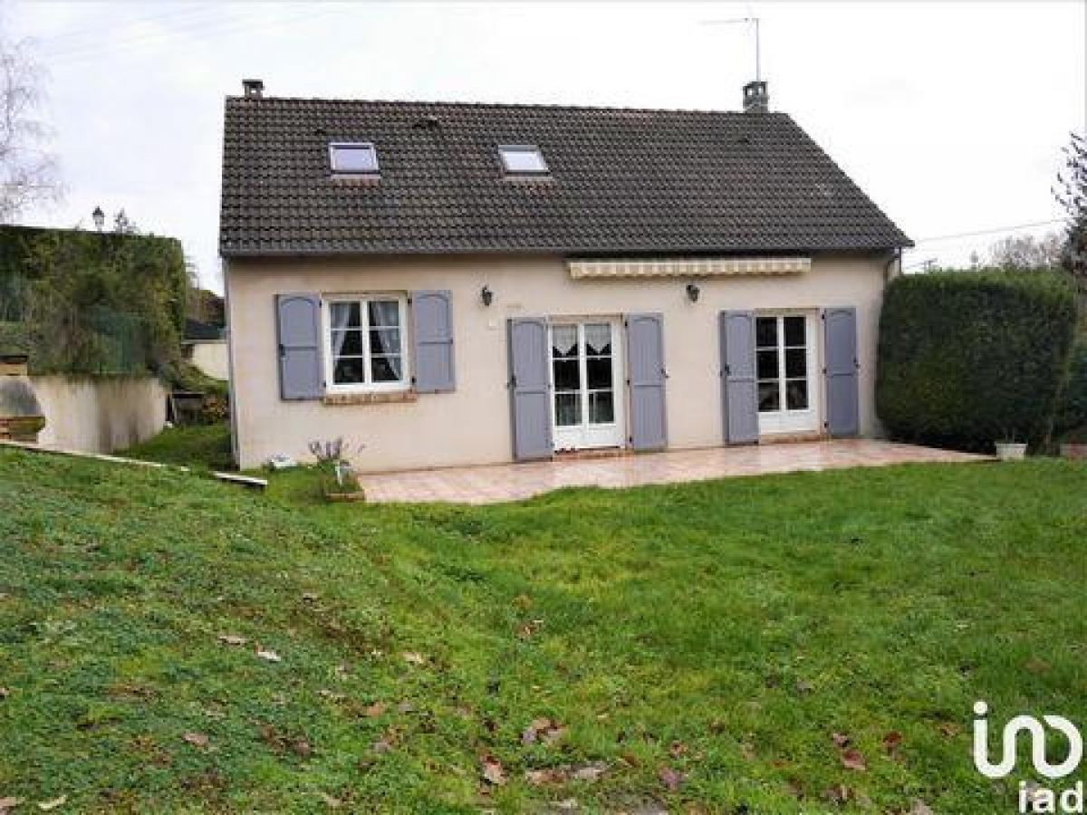 Picture of Home For Sale in Dourdan, Centre, France