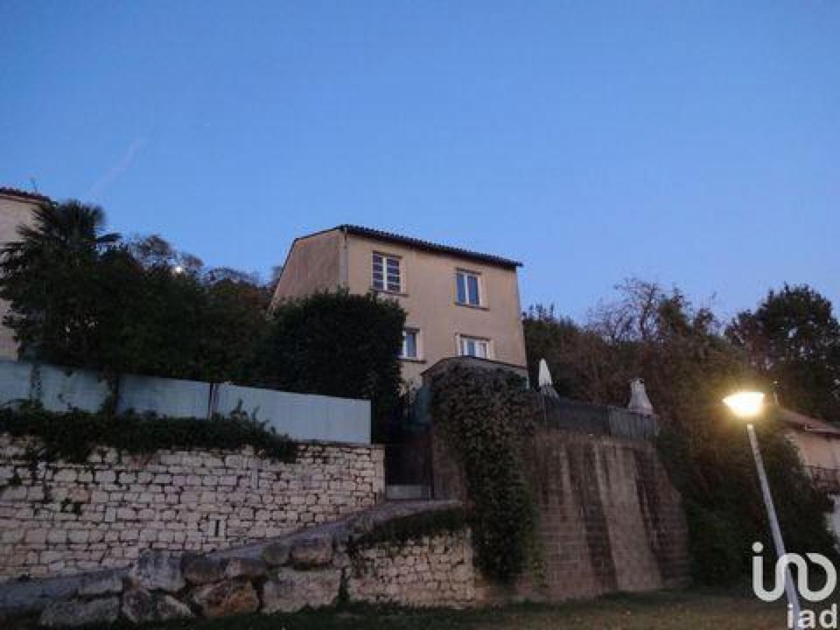 Picture of Home For Sale in Angouleme, Poitou Charentes, France